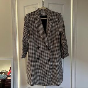 Vetta capsule houndstooth print convertible blazer dress or coat